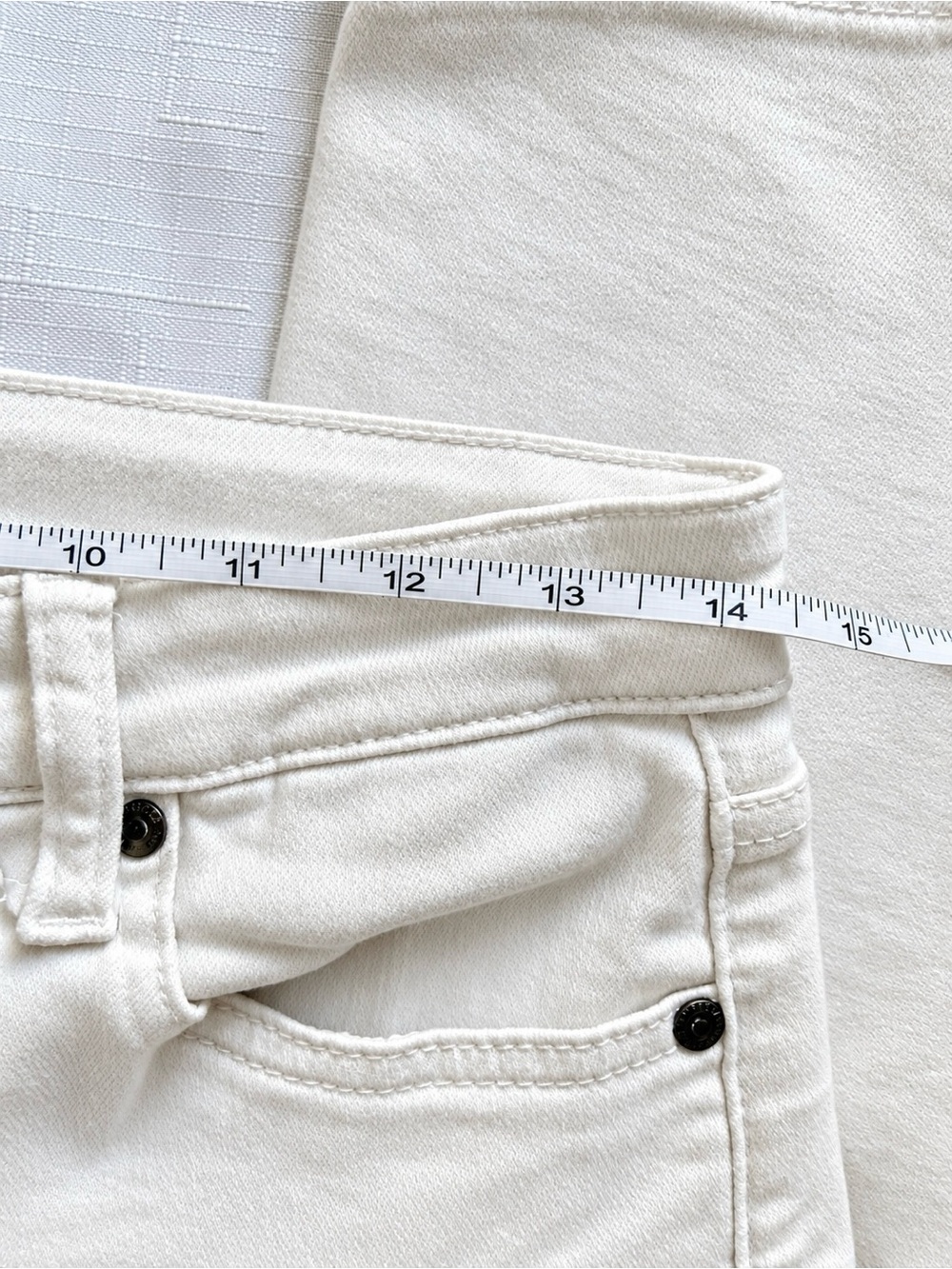 PISTOLA White High Rise Skinny Jeans Size 29 Stretch Denim - Picture 4 of 6